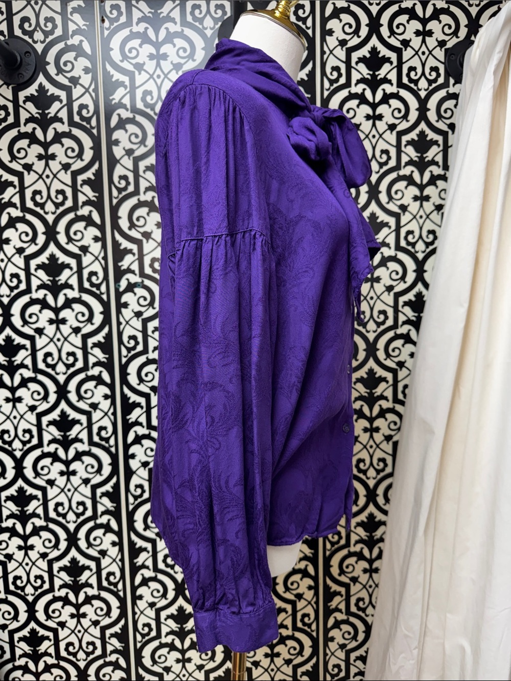 Vintage White Stag Purple Tie-Neck Button-Front Blouse - Picture 7 of 11
